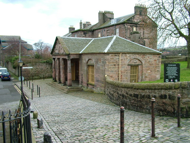 File:The Main Guard - geograph.org.uk - 1182801.jpg