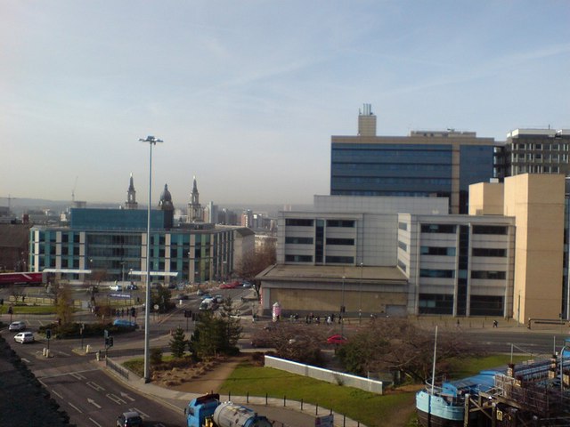 File:Woodhouse Lane, Leeds - geograph.org.uk - 1213294.jpg