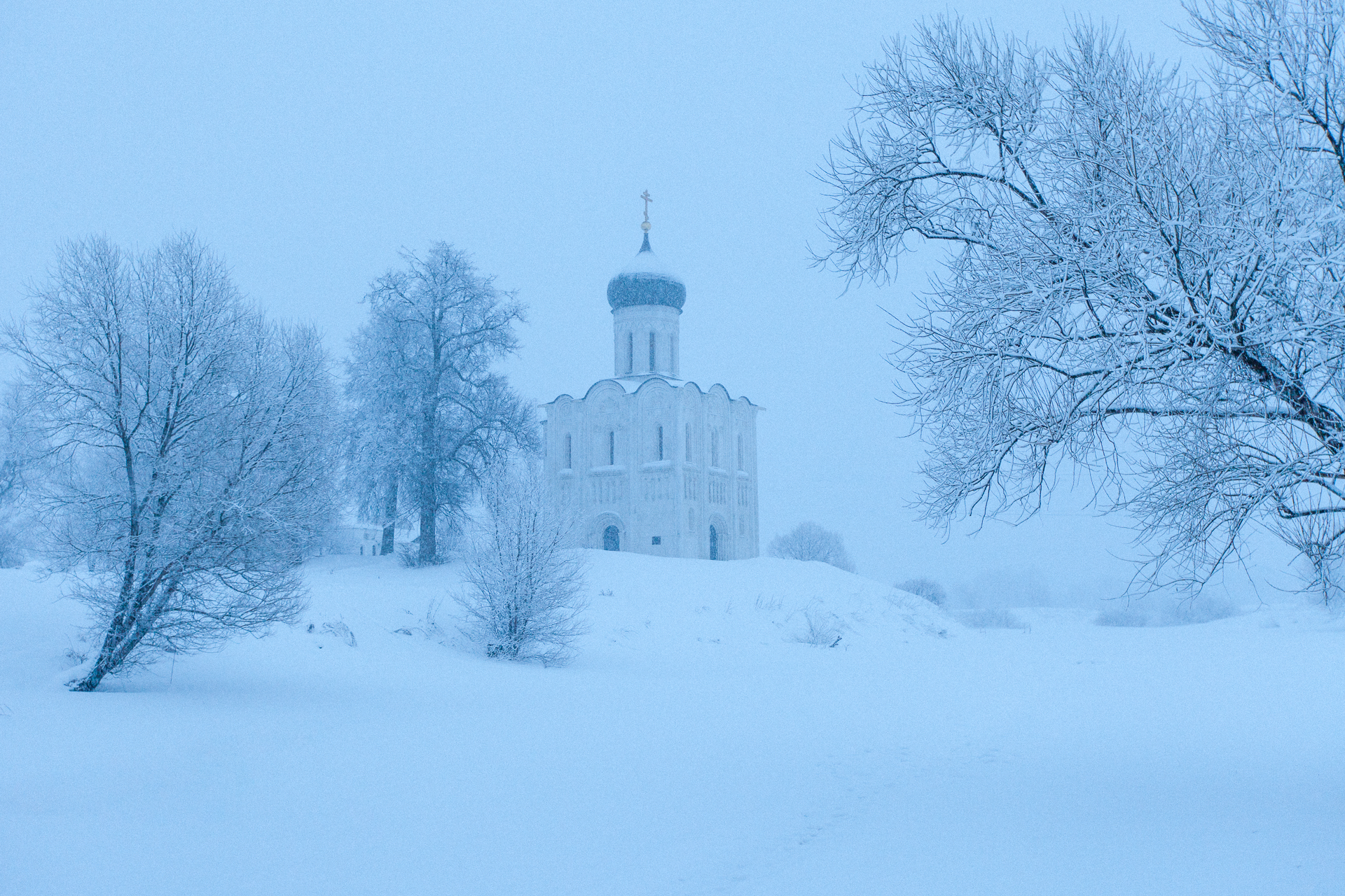 храм на нерли зимой