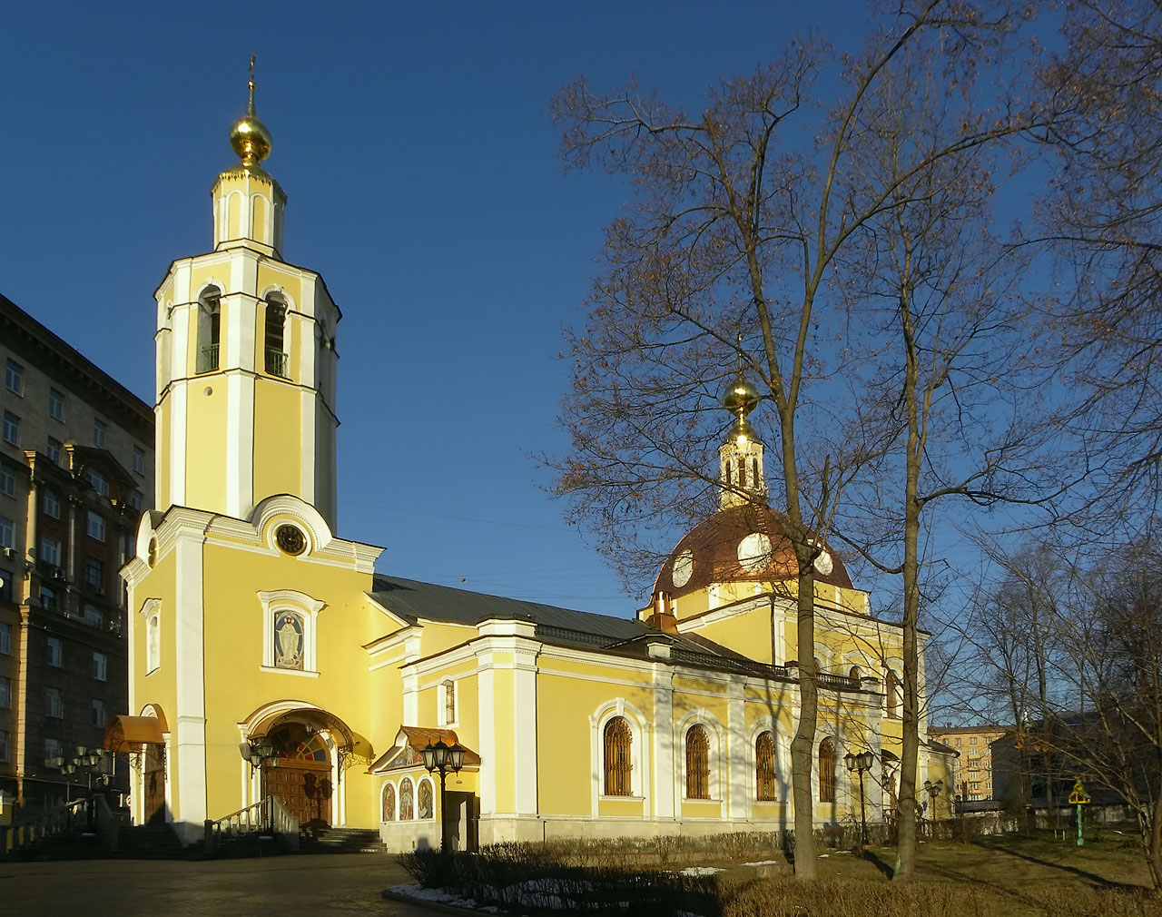 Церковь святителей московских