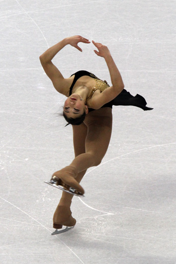 File:2010 Olympics Figure Skating Ladies - Mirai NAGASU - 9366A.jpg