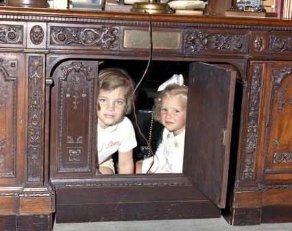 File:Caroline Kennedy Kerry Kennedy Resolute Desk a (cropped).jpg