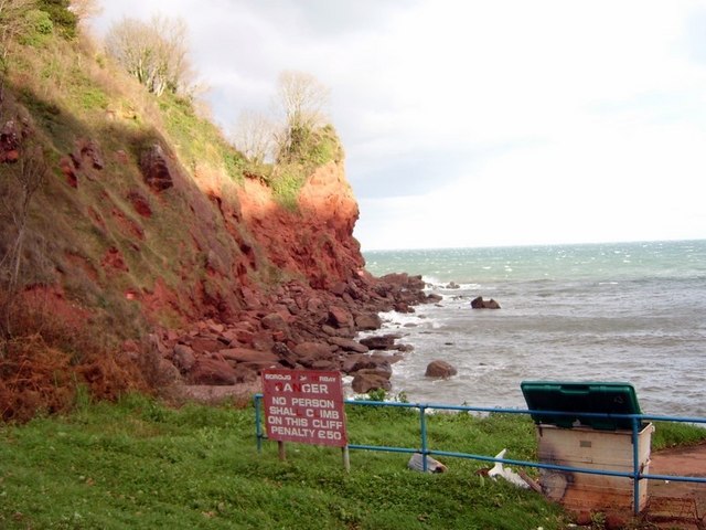 File:Cliffs at Watcombe beach - geograph.org.uk - 1058180.jpg