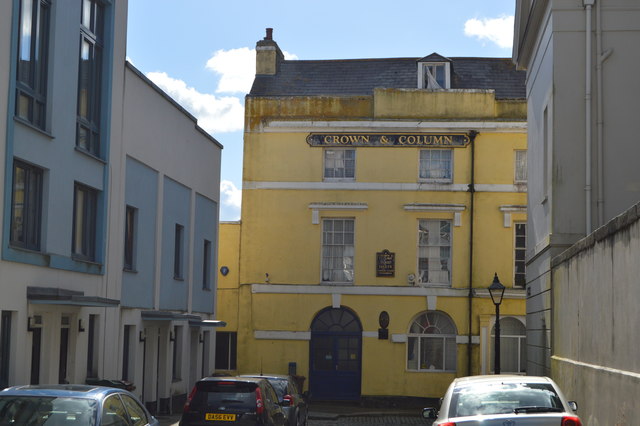 File:Crown ^ Column (closed) - geograph.org.uk - 5195573.jpg