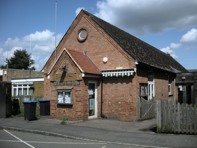 Small picture of Fenny Compton Village Hall courtesy of Wikimedia Commons contributors