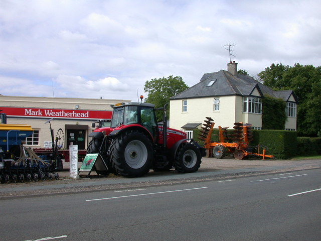 File:Massey Ferguson 6490 tractor - geograph.org.uk - 883049.jpg