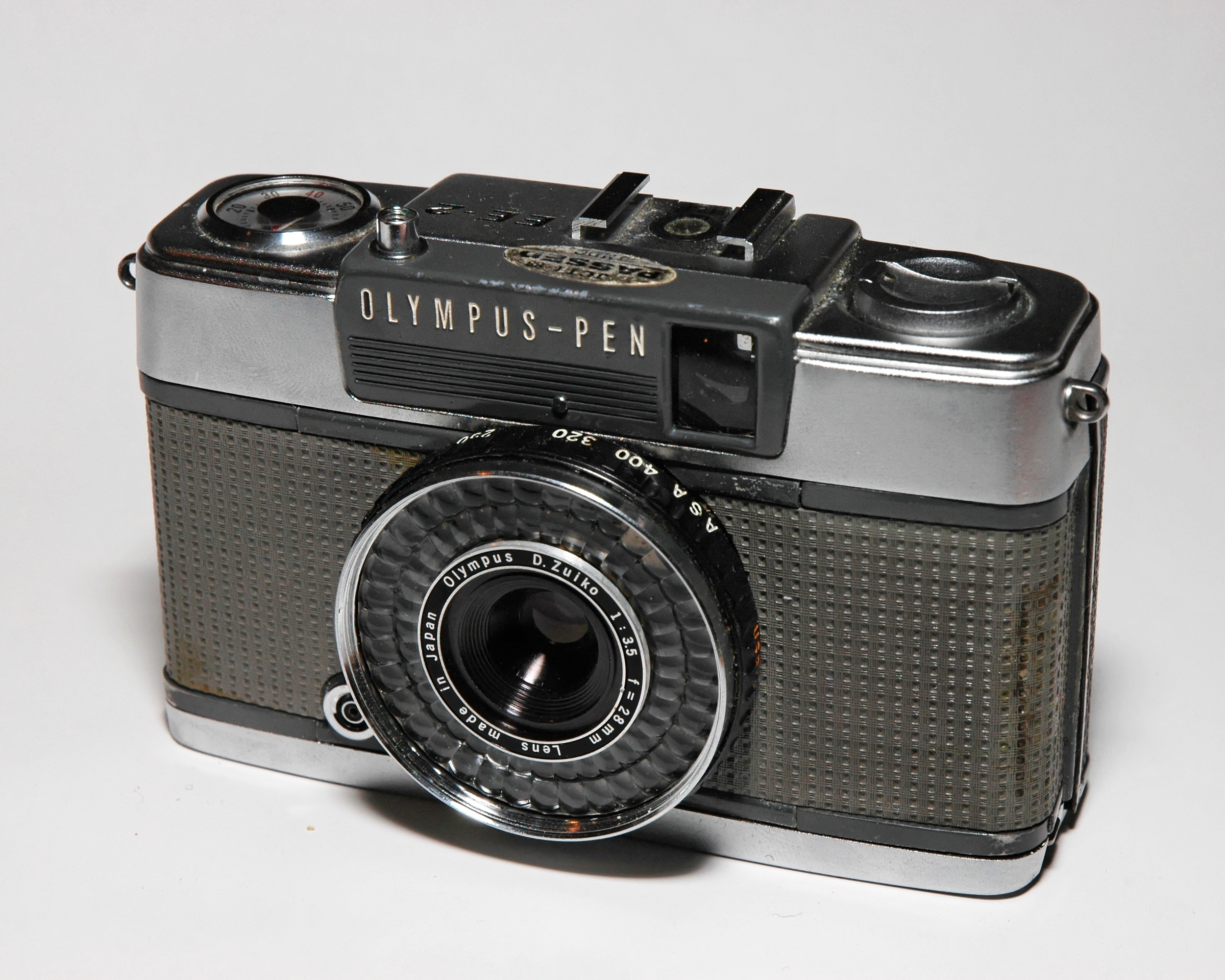 Olympus Pen ee. Olympus Pen since 1959. Олимпус фотоаппарат ретро. Плёночный фотоаппарат Olympus.