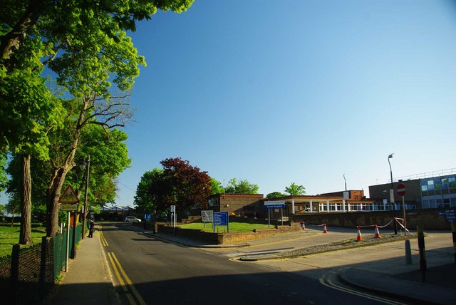 File:Orsett Hospital (geograph 2381224).jpg