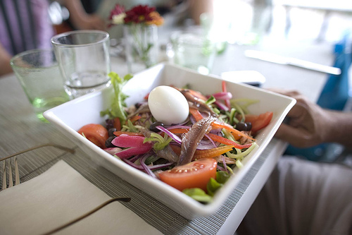 File:Salade niçoise.jpg