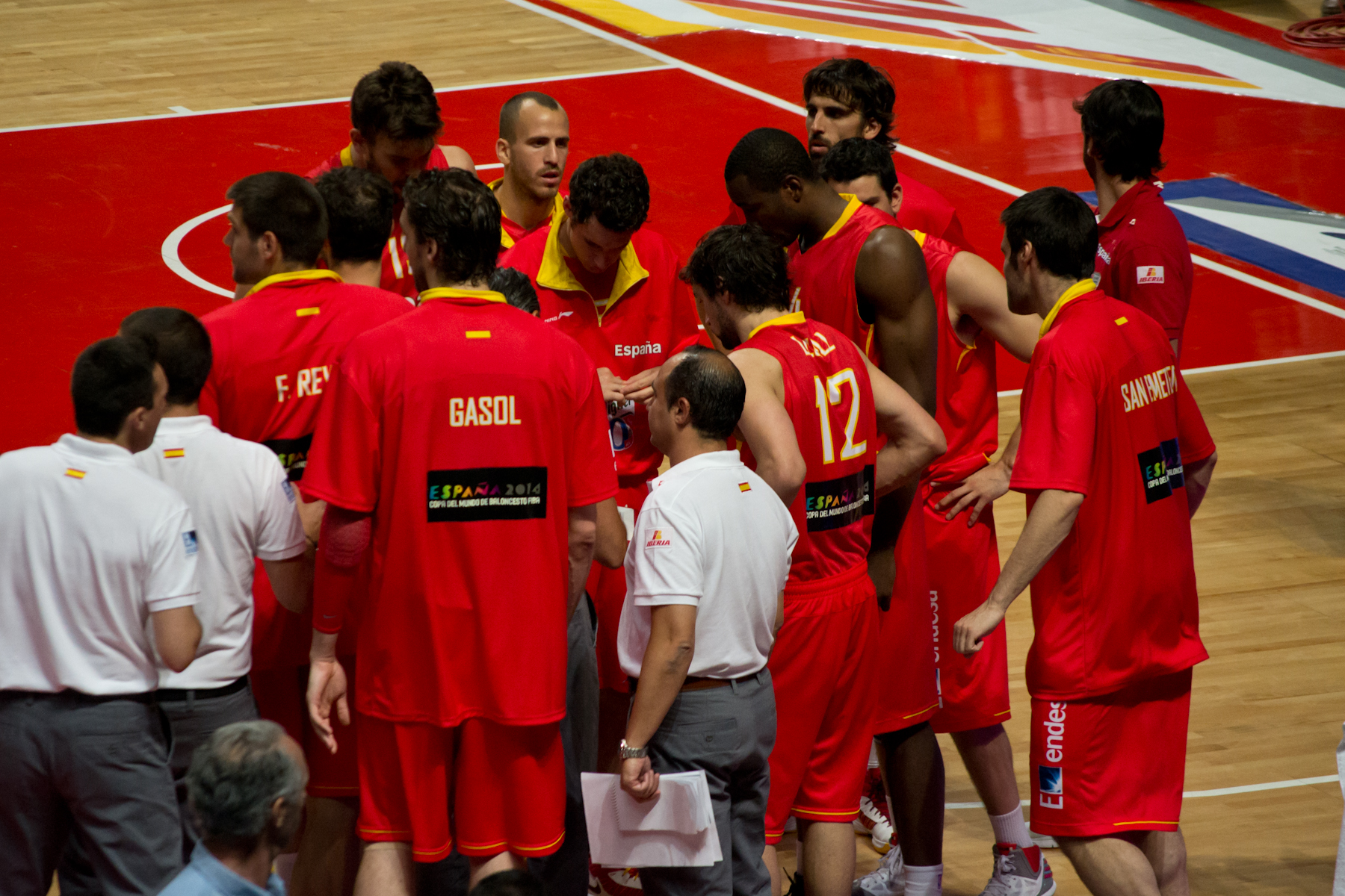 españa ropa baloncesto