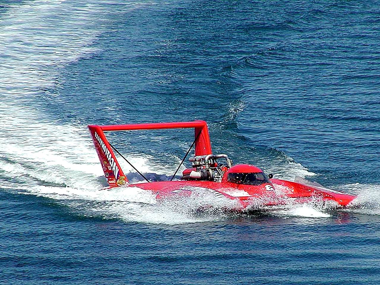 File Speed boat  1 jpg Wikimedia Commons