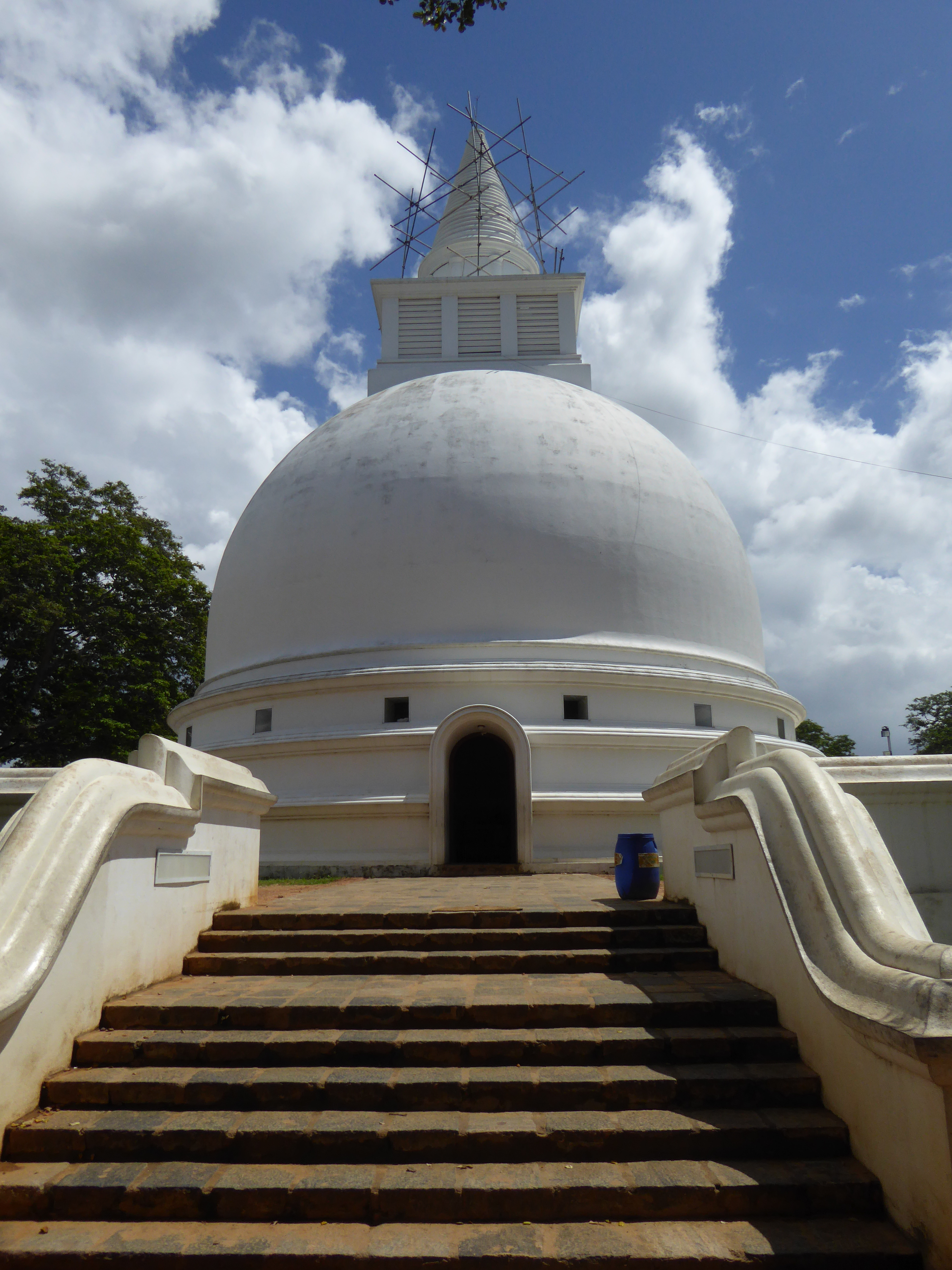 Ancient Architectural places in Sri Lanka