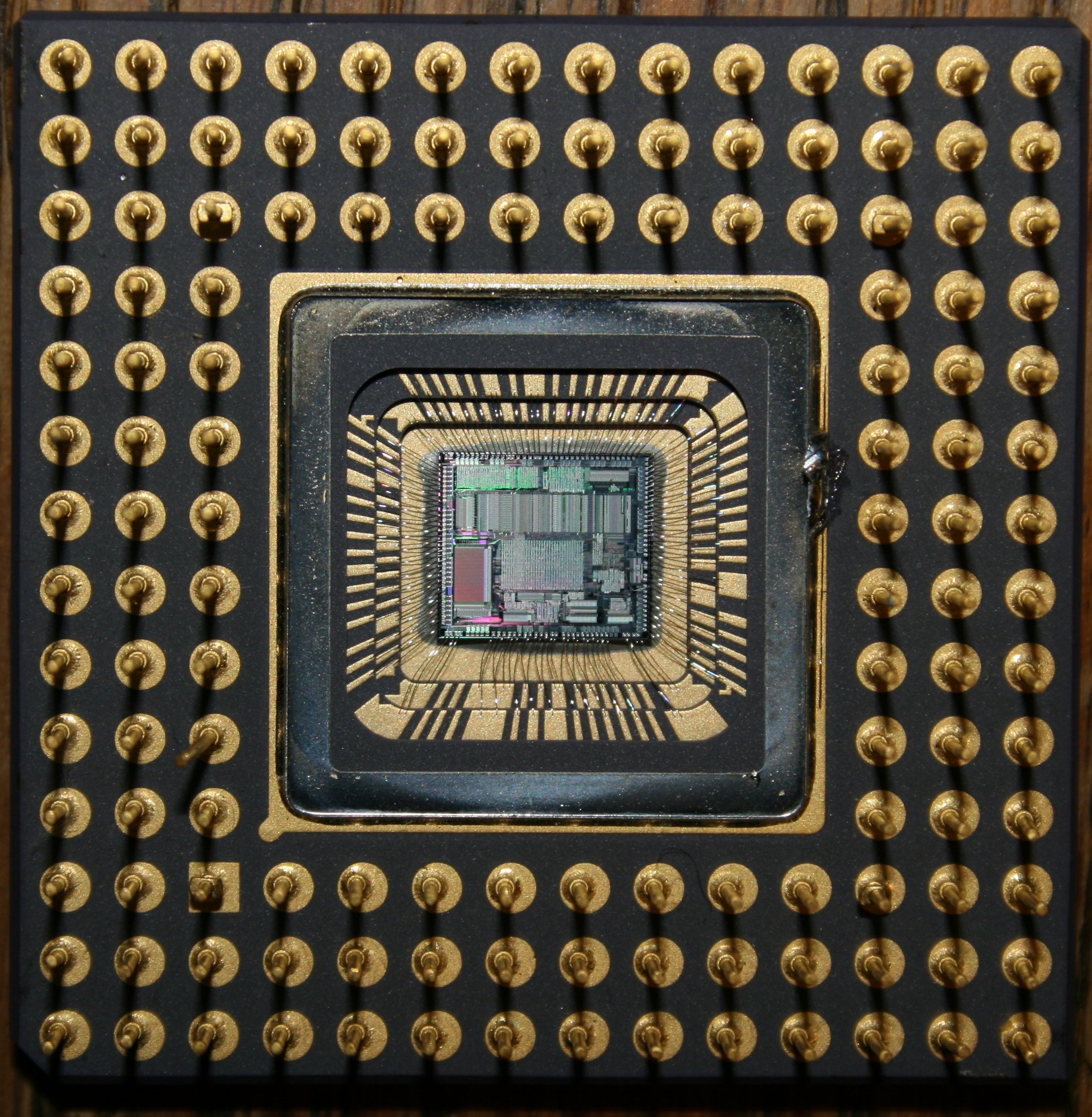 File:Cpu.jpg - Wikimedia Commons