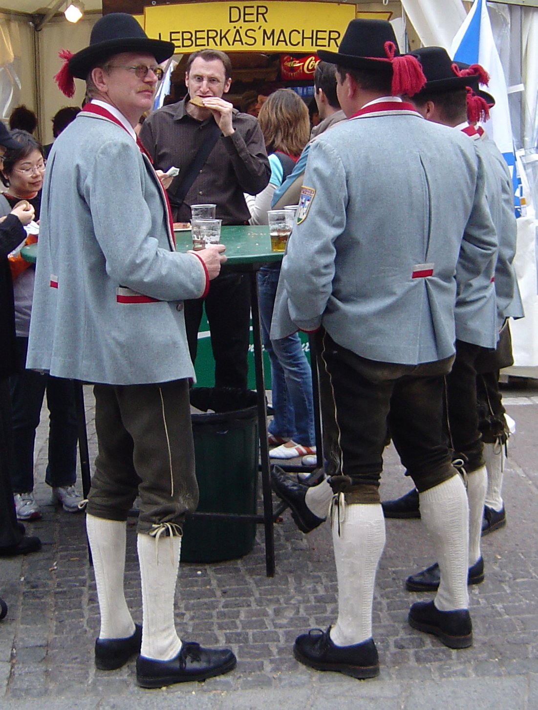 traditional northern german clothing