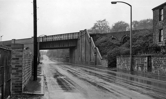 Battyeford railway station