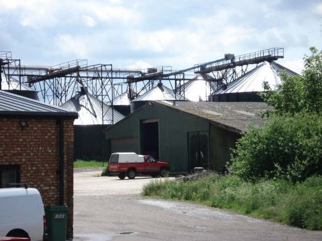 File:Bell Farm, Colesden - geograph.org.uk - 449758.jpg