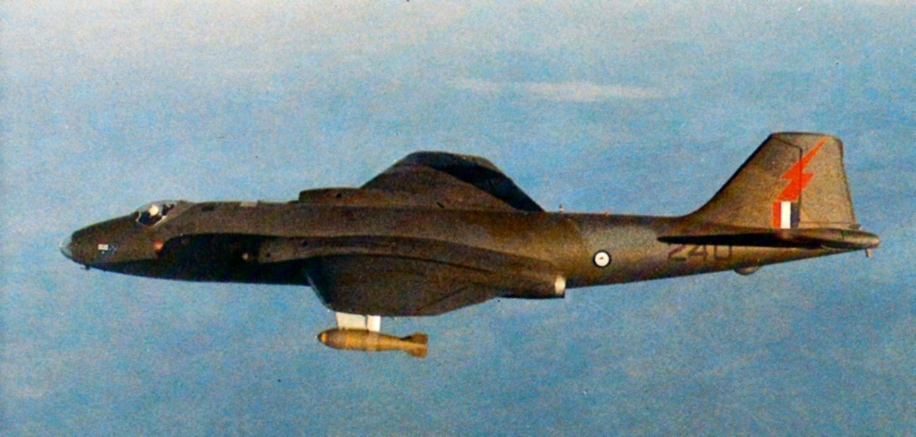 Canberra_B20_2_Sqn_RAAF_over_Vietnam_1970.jpg