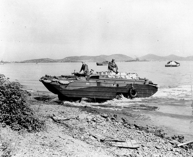 File:DUKW 2.jpg