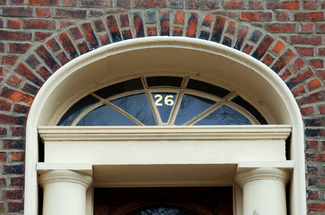 File:Fanlight, Belfast (2) - geograph.org.uk - 1599541.jpg