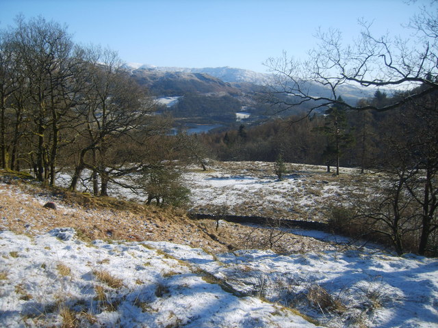 File:On How Banks - geograph.org.uk - 1734215.jpg