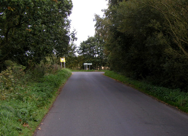 File:Road Junction - geograph.org.uk - 60012.jpg