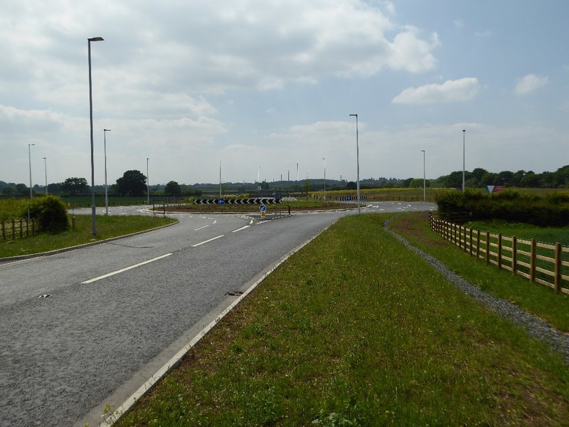 File:Roundabout on Pershore Road - geograph.org.uk - 4976558.jpg