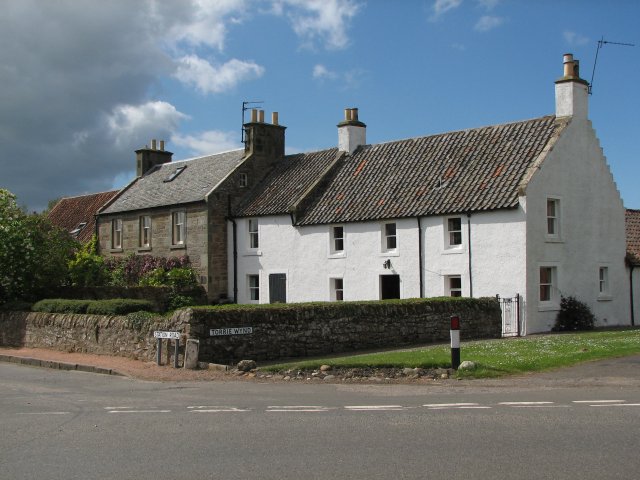 File:Station Road - Torrie Wynd - Kingsbarns - geograph.org.uk - 430477.jpg