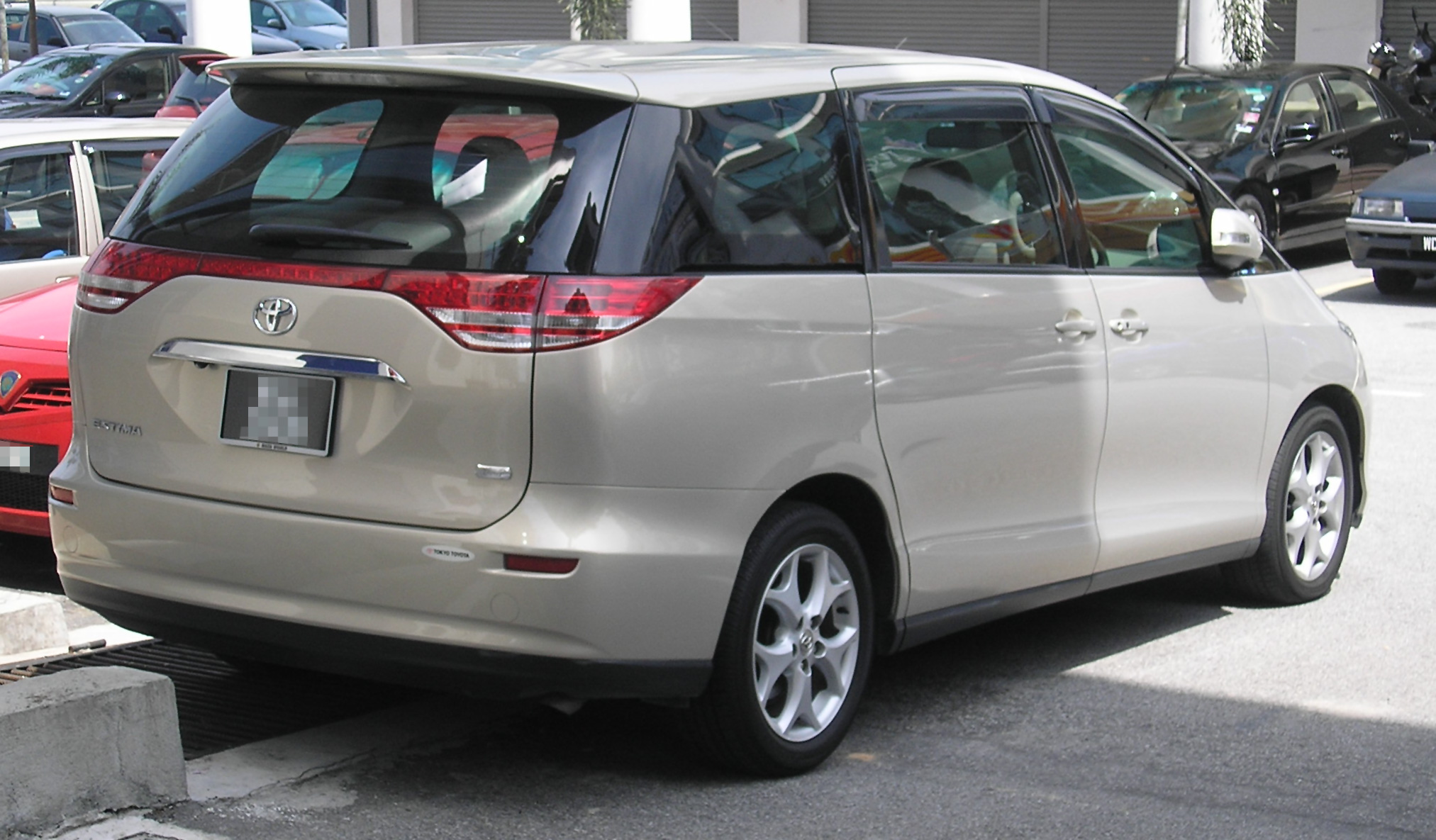 2010 Toyota estima malaysia