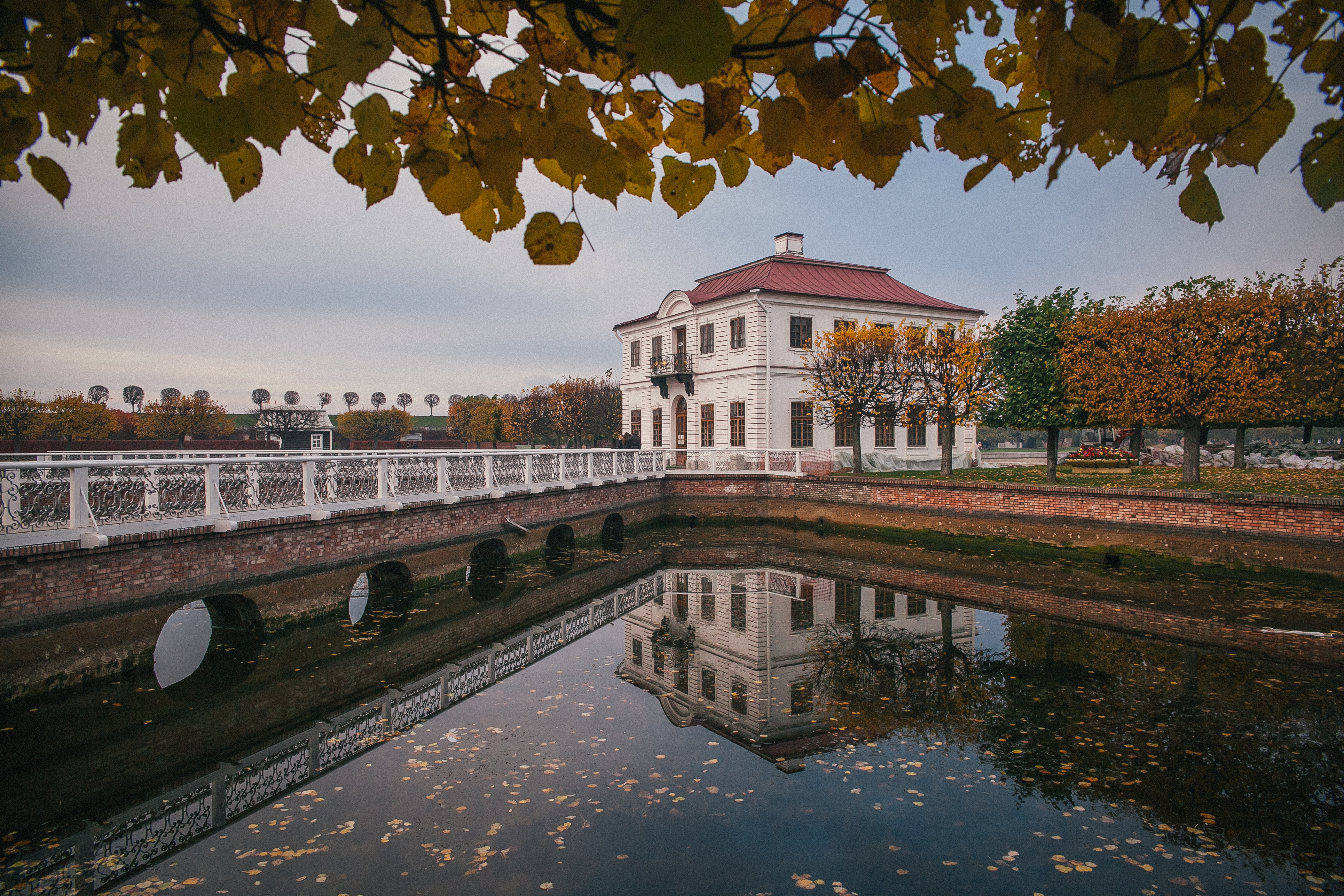 дворец марли в петергофе внутри