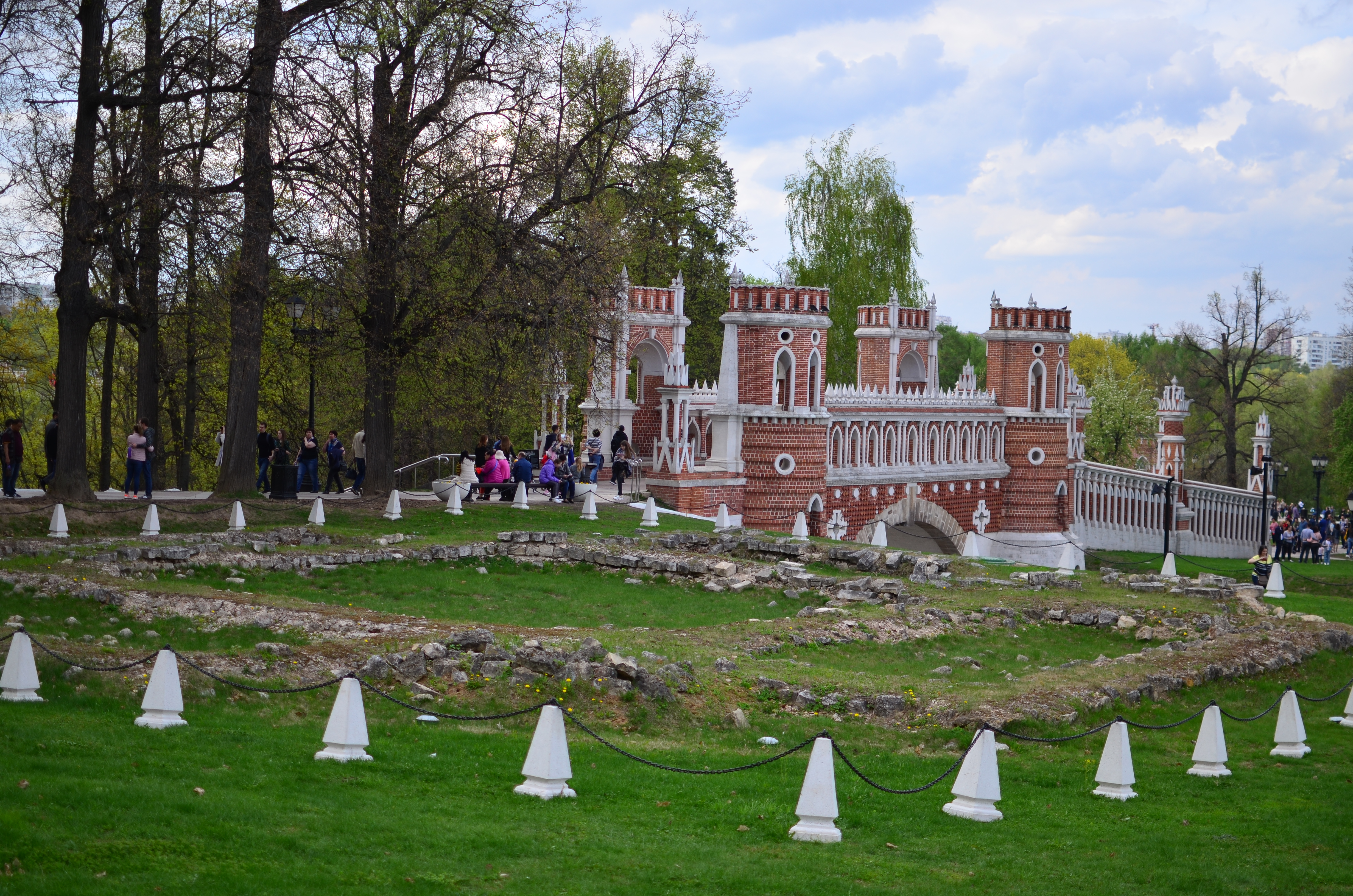 Царицыно завтра. Парки Измайлово и Царицыно. Парк Царицыно весной 2022. Царицыно Весенняя. Царицыно весной.