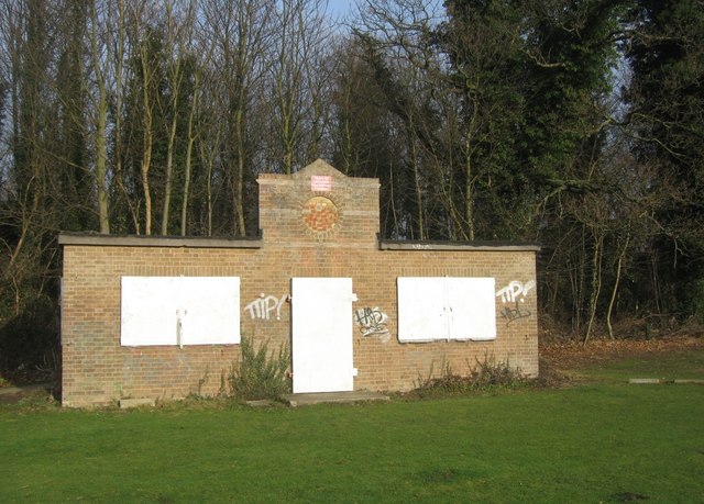 File:A small sports pavilion - geograph.org.uk - 1141243.jpg