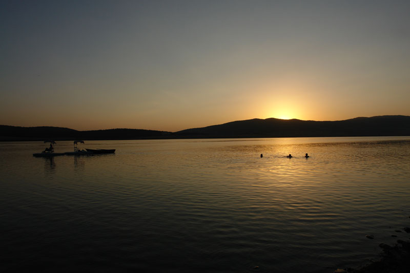 File:Bazaleti lake, georgia.jpg