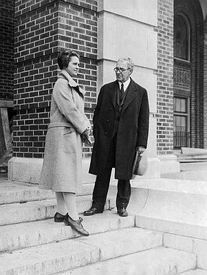 File:Bennes John with Ruth Glassow Womens Bldg OSU Dec 1926.jpg