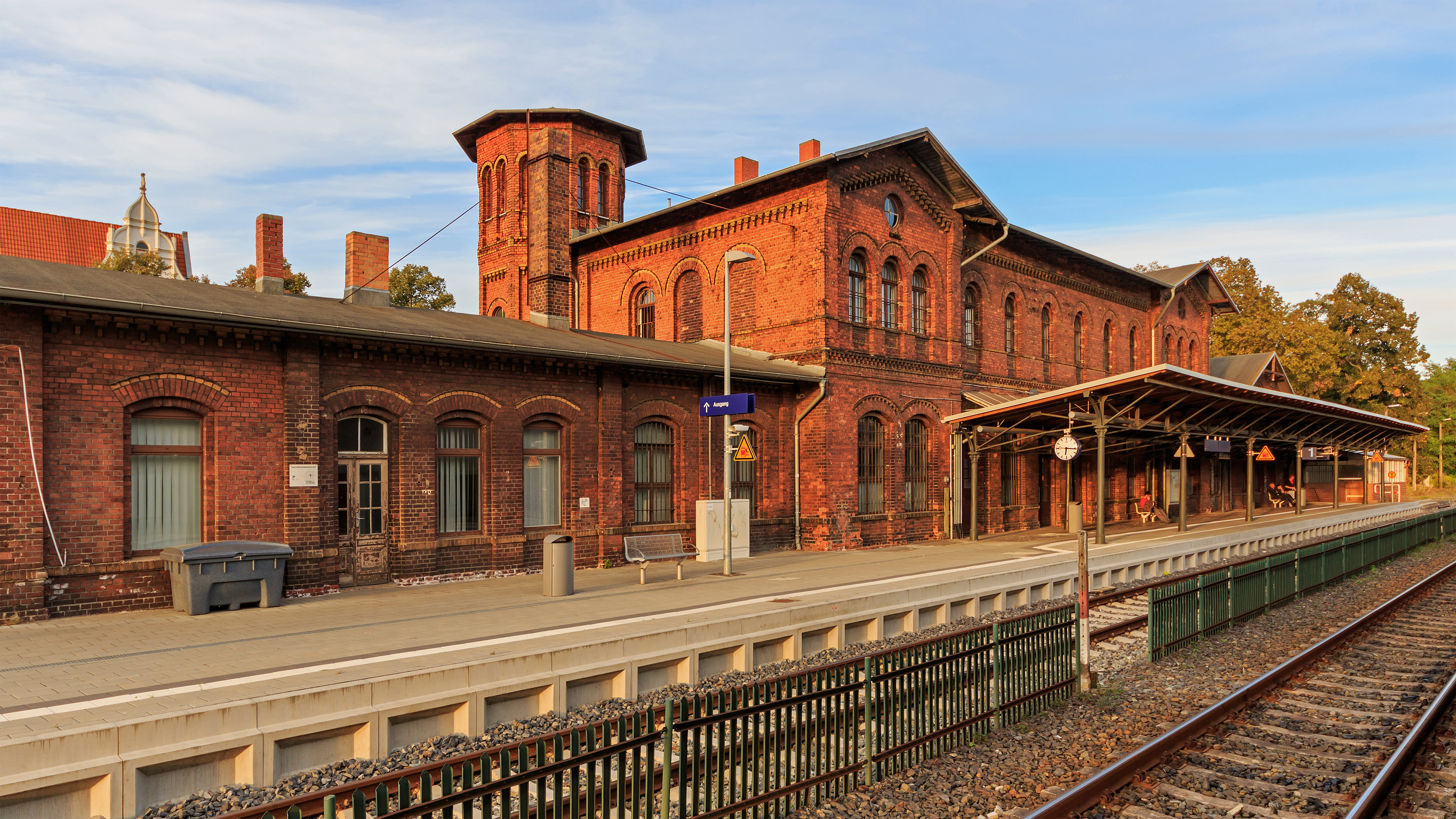 Forst (Lausitz) station - Wikipedia
