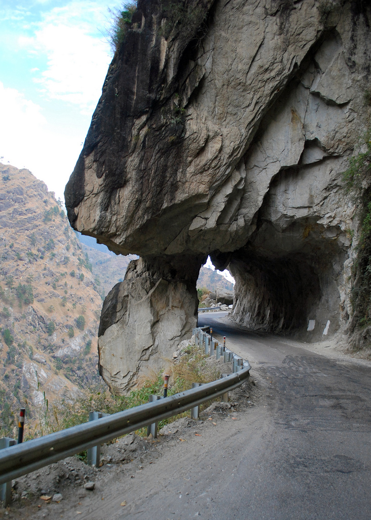 File:Hindustan-Tibet Highway.jpg - Wikipedia