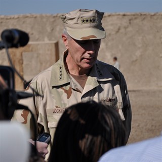 File:Locklear Makes first Visit to Iraq as Commander DVIDS373346.jpg