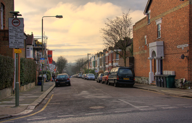 File:Park Hall Road - geograph.org.uk - 1077284.jpg