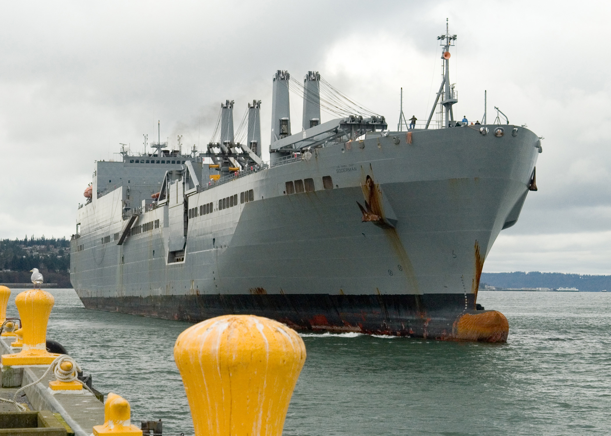 USNS_Soderman_%28T-AKR-317%29.jpg