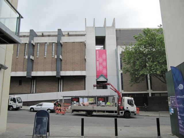 File:Westgate centre - geograph.org.uk - 1408257.jpg