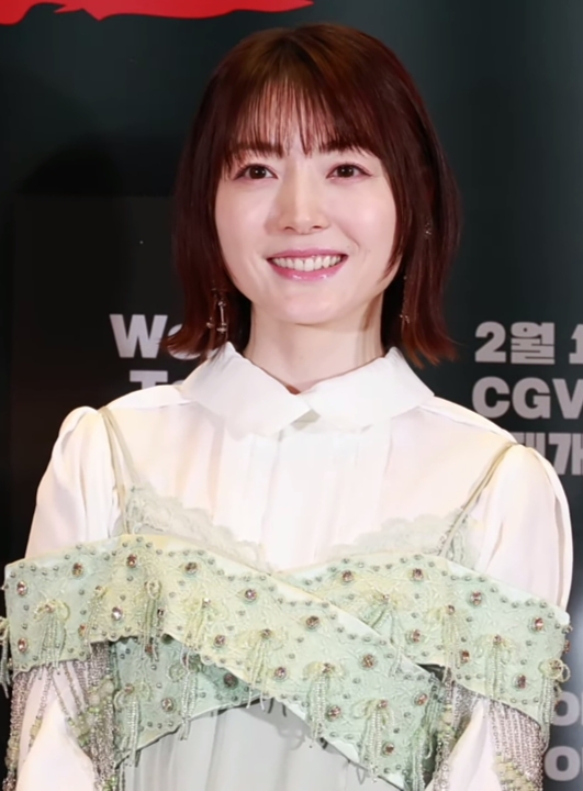 Hanazawa at a ''[[Demon Slayer: Kimetsu no Yaiba|Demon Slayer]]'' fan event in Seoul in 2024