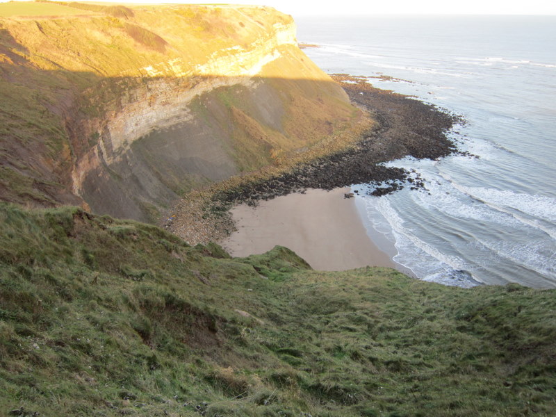 A small beach at Newbiggin Cliff - geograph.org.uk - 2755296