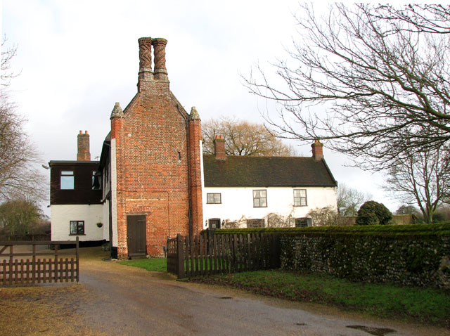 File:Abbey Farmhouse, Old Buckenham Geograph-2217588-by-Evelyn-Simak.jpg