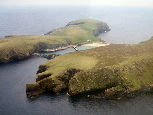 File:Aerial view of North Haven, Fair Isle - geograph.org.uk - 17893.jpg