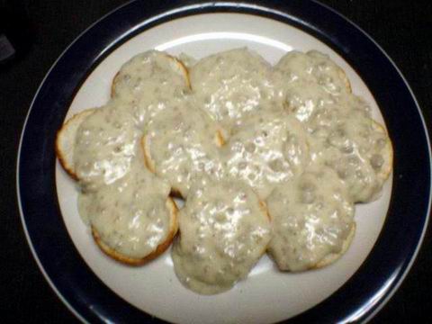 File:American biscuits and gravy.jpg