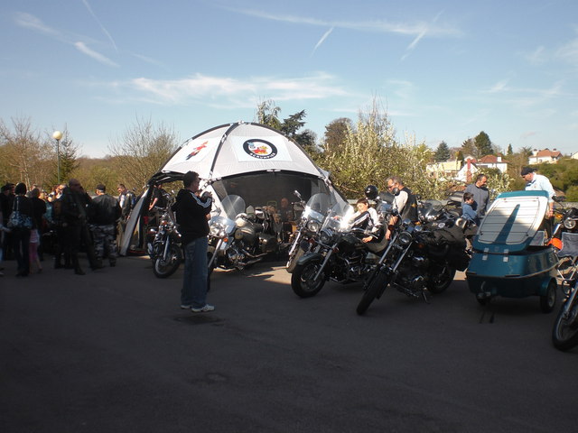 File:Bikes on show at Festival of Transport Coleford - geograph.org.uk - 1287087.jpg