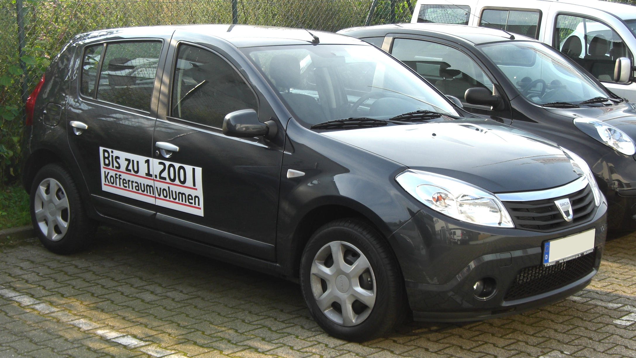 File:Dacia Sandero 2023 Front 1.jpg - Wikimedia Commons