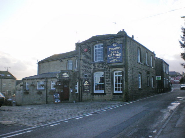 File:Duke of York, Stainland Road - geograph.org.uk - 1135232.jpg