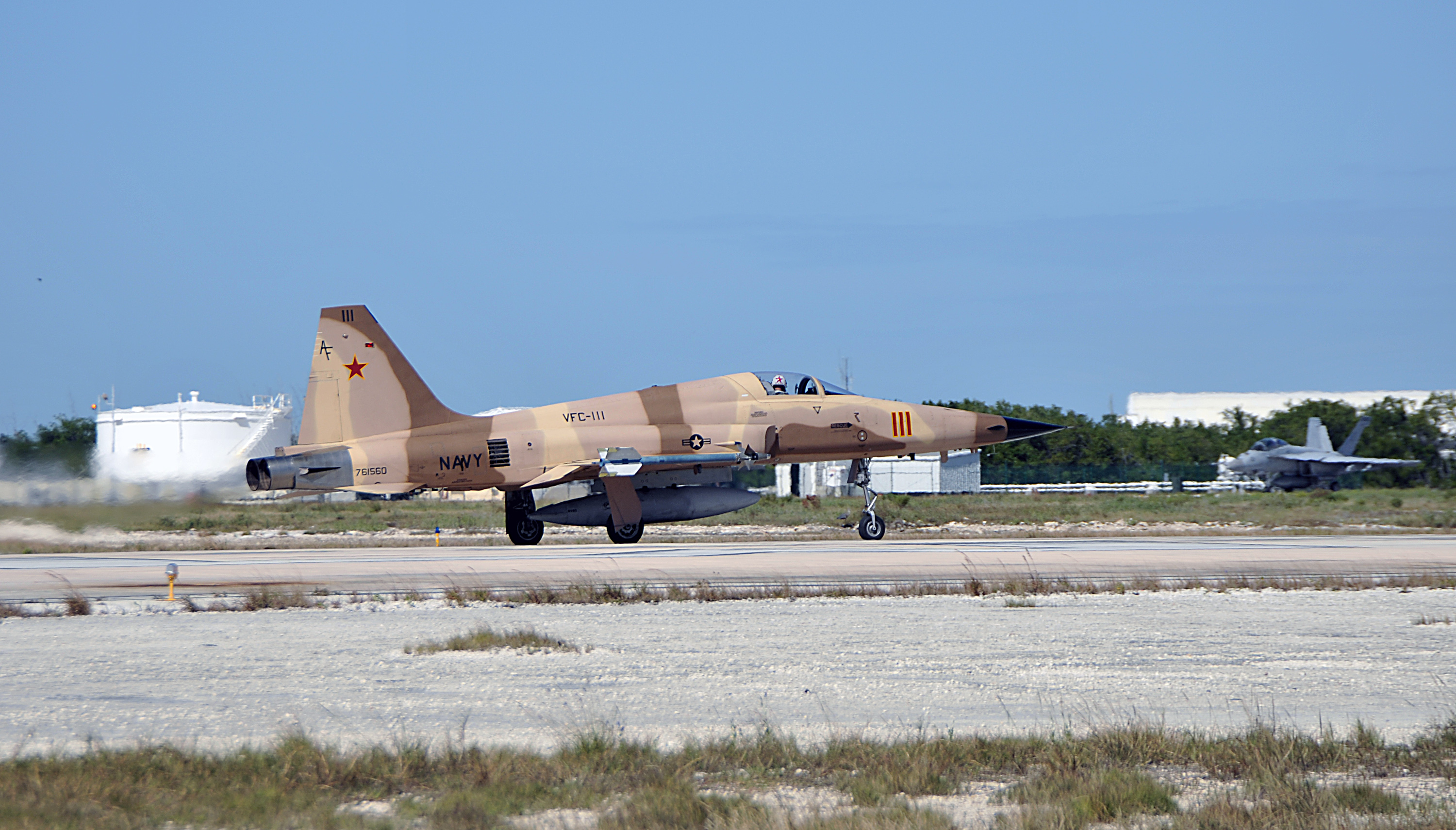 F-5N_of_VFC-111_at_NAS_Key_West_in_Novem