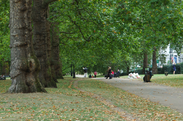 File:Green Park on a midweek afternoon - geograph.org.uk - 1503851.jpg