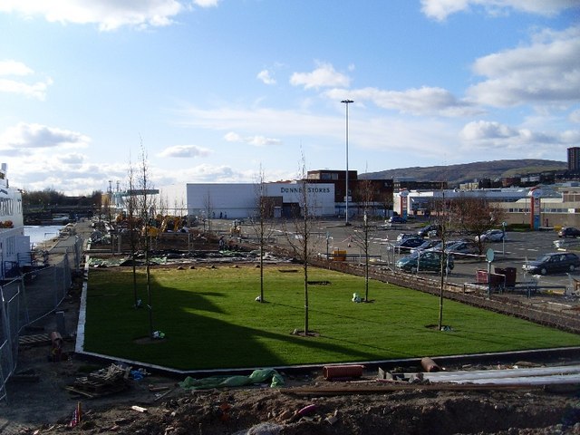 File:Landscaping in Clydebank Centre - geograph.org.uk - 759137.jpg